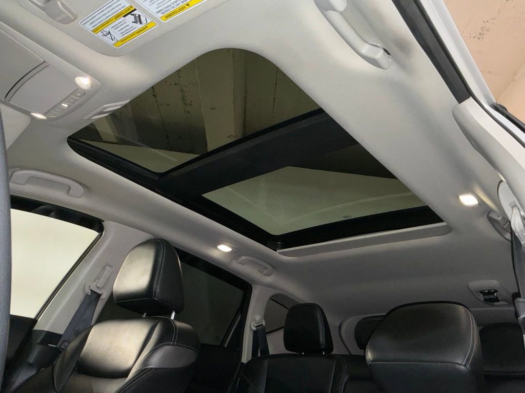 Used 2023 Nissan Murano SL w/ SL Moonroof Package image 5