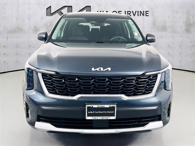 Certified 2024 Kia Sorento LX image 2