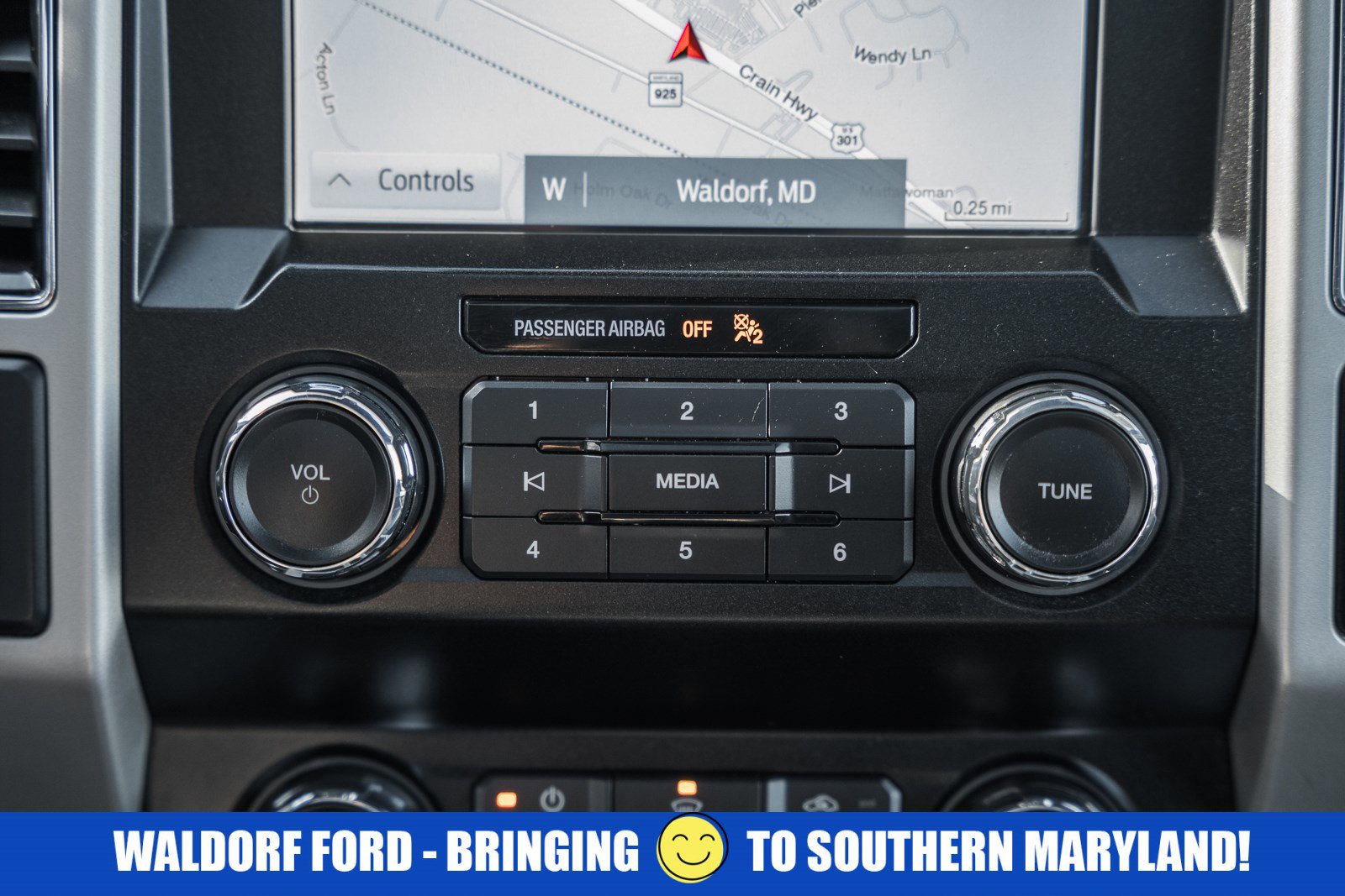 Used 2020 Ford F150 Lariat image 27