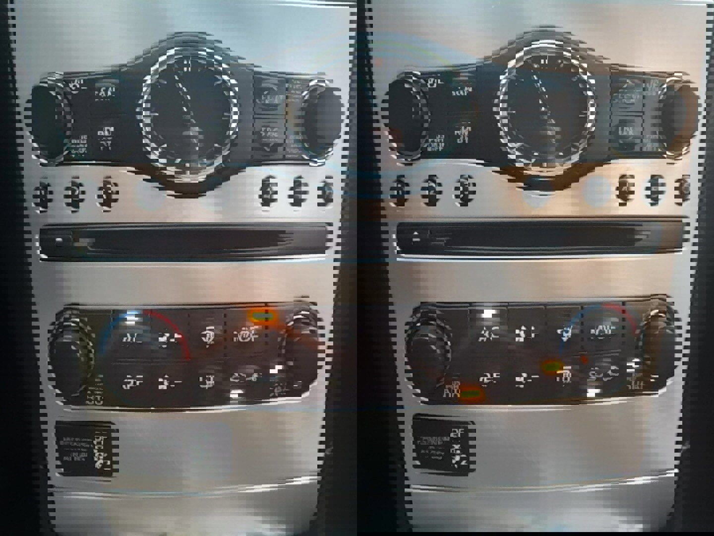 Used 2013 INFINITI G37 x Coupe w/ Premium Pkg image 11