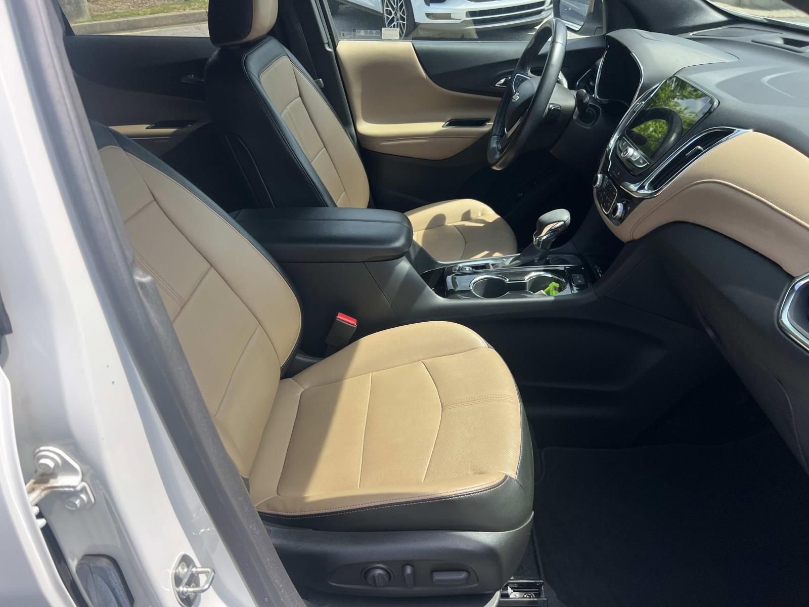 Used 2022 Chevrolet Equinox Premier image 13