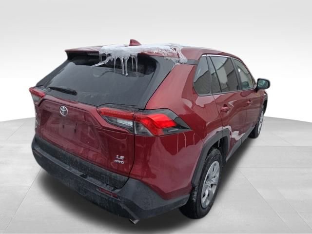 Used 2024 Toyota RAV4 LE image 7