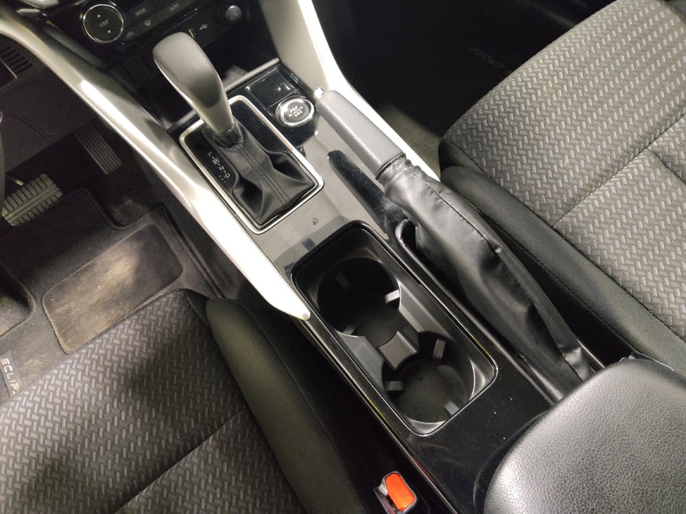 Used 2018 Mitsubishi Eclipse Cross ES image 26