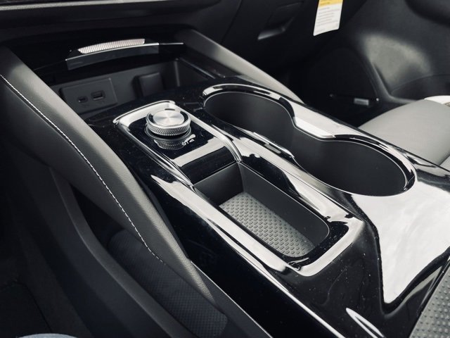 New 2025 Buick Envision Sport Touring image 16