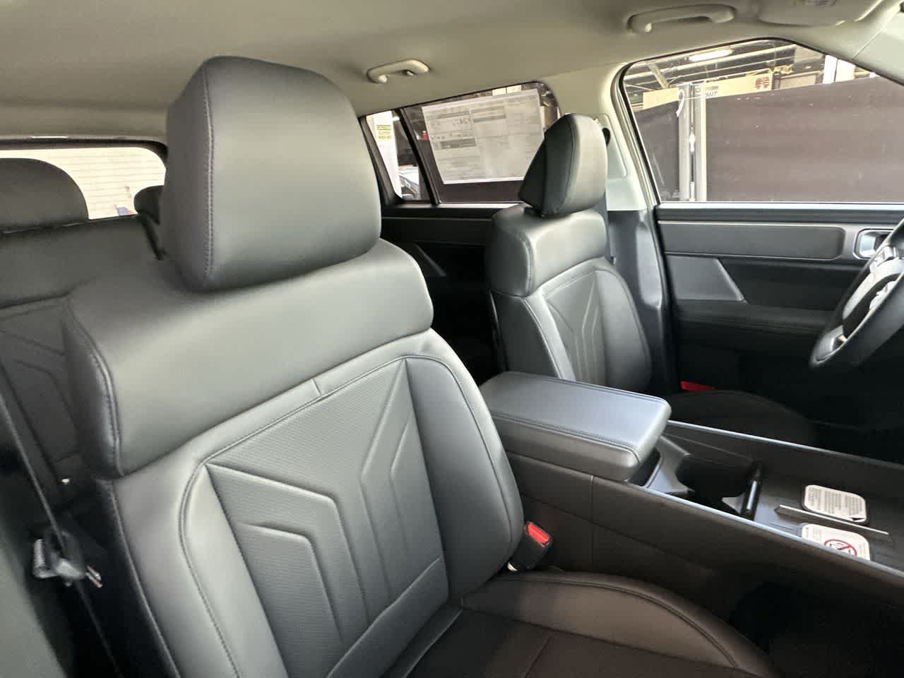 New 2027 Hyundai Santa Fe SEL FWD image 27