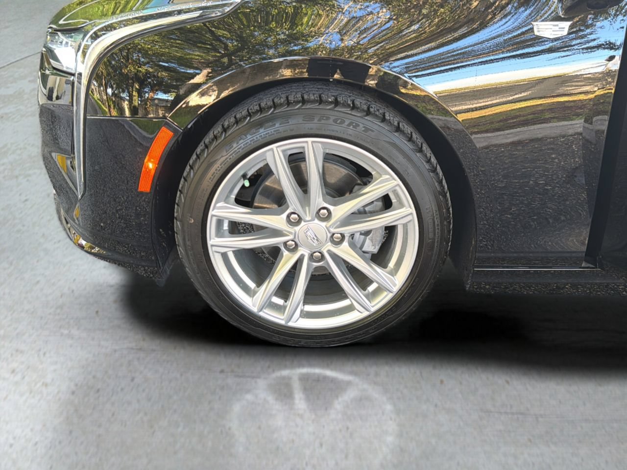 Used 2024 Cadillac CT4 Luxury w/ Sun And Sound Package RWD image 9