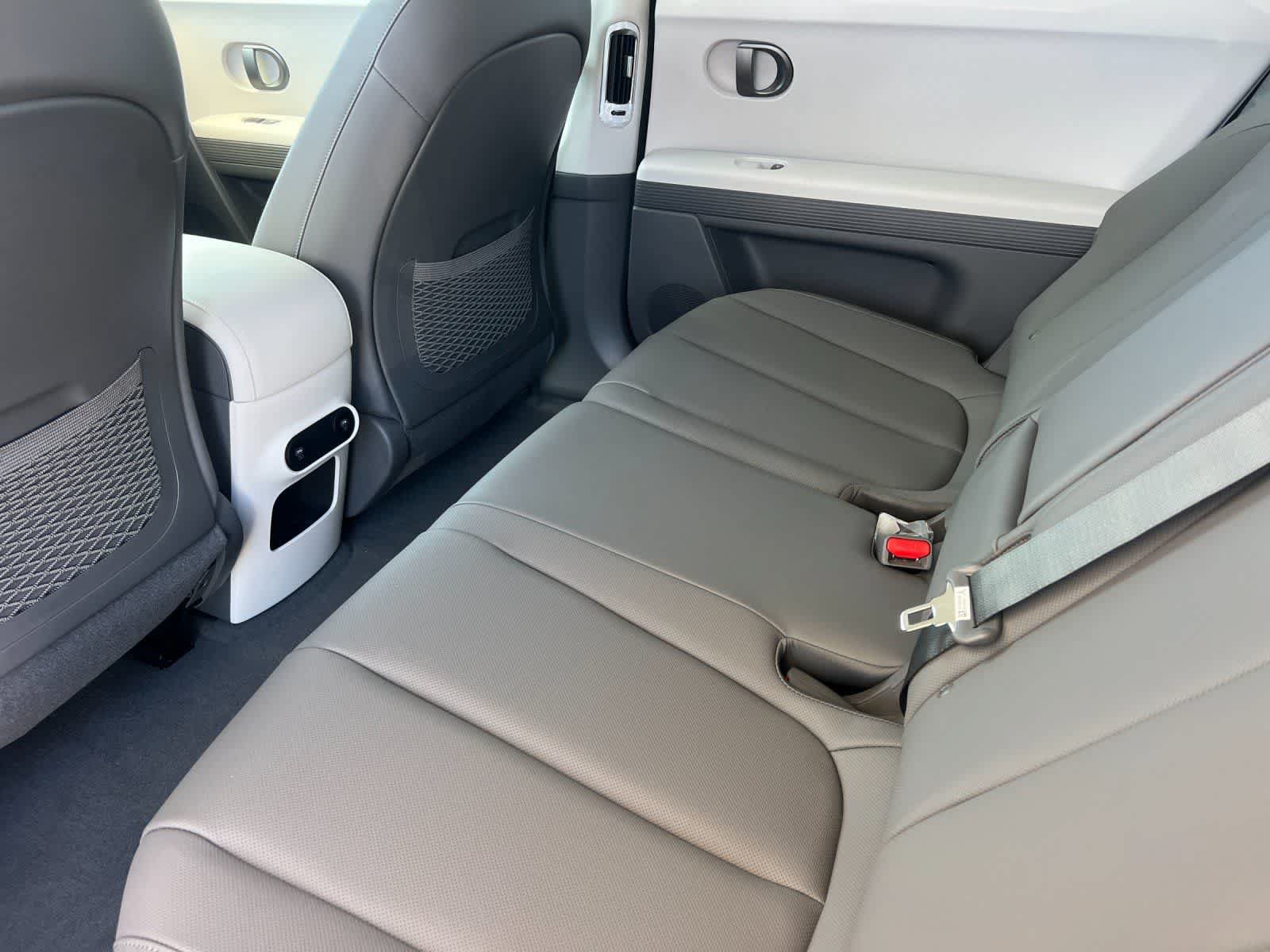 New 2026 Hyundai Ioniq 5 SEL RWD image 4