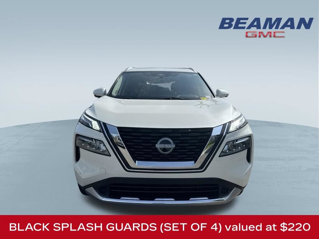 Used 2023 Nissan Rogue Platinum FWD image 2
