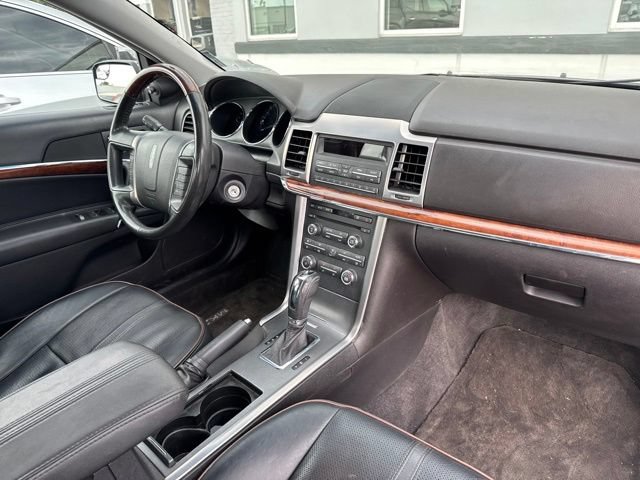 Used 2011 Lincoln MKZ FWD image 5