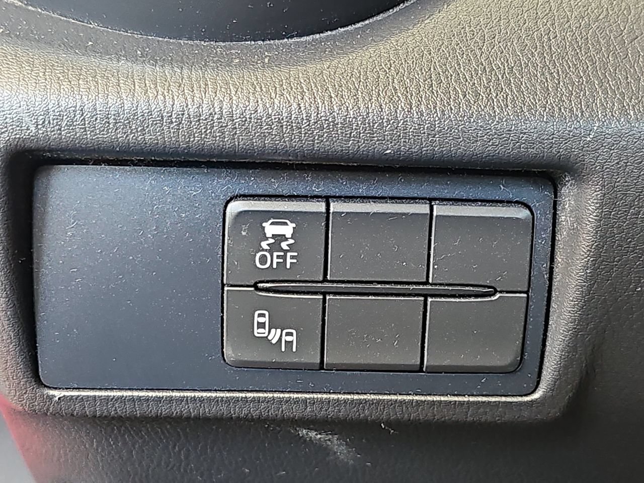 Used 2017 FIAT 124 Spider Abarth RWD image 28