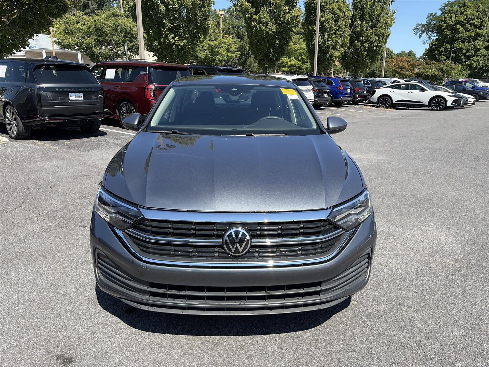 Used 2022 Volkswagen Jetta SE FWD image 8