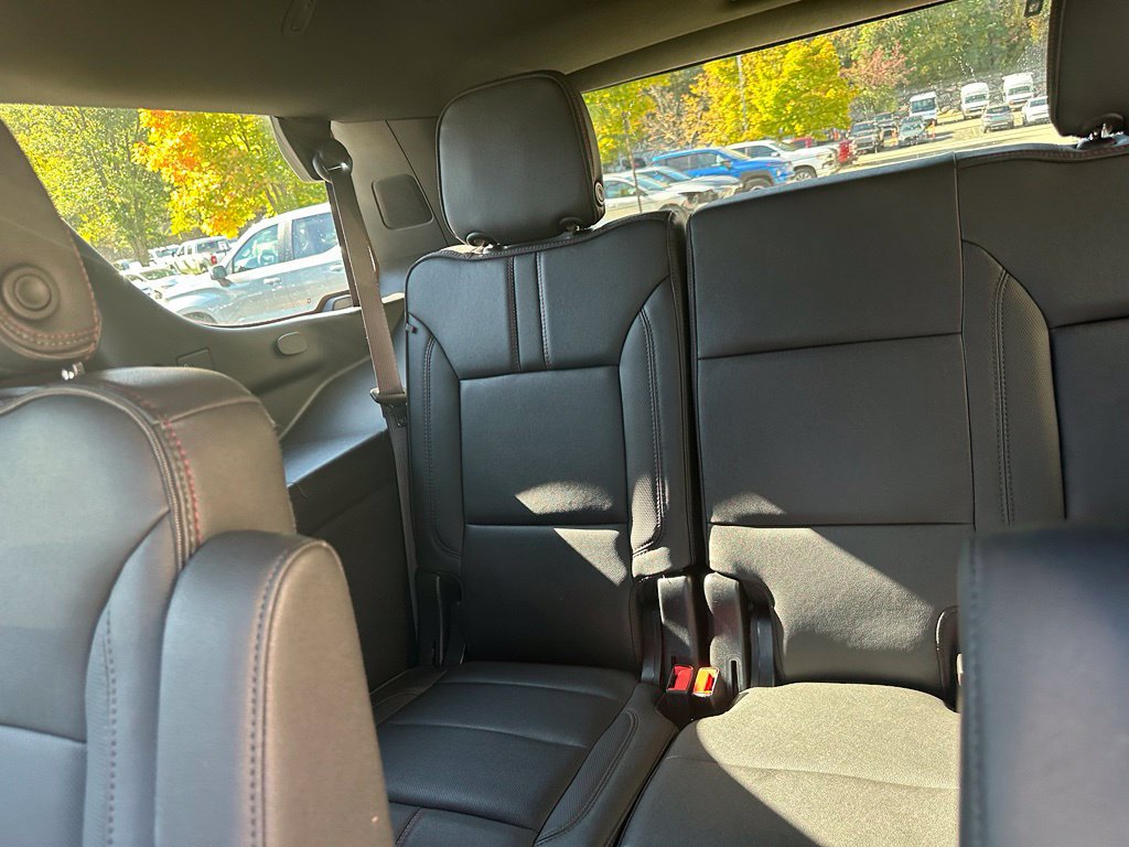 Used 2023 Chevrolet Tahoe RST w/ Luxury Package AWD/4WD image 24