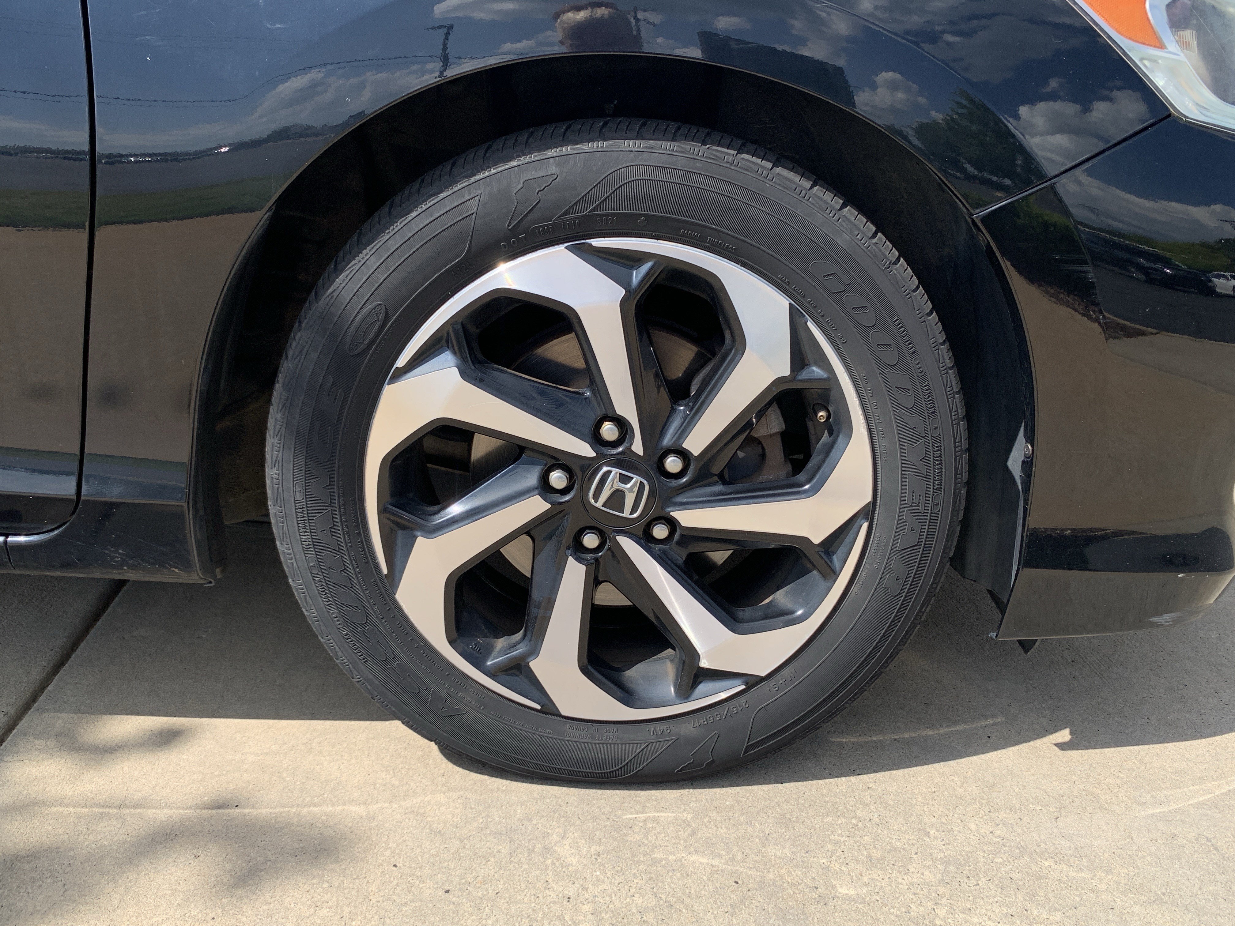 Used 2017 Honda Accord EX-L image 13
