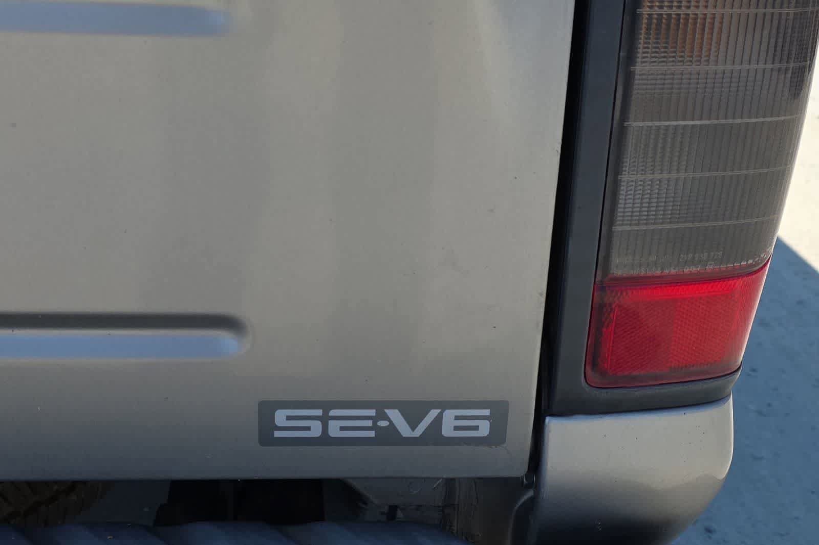 Used 2002 Nissan Frontier SE RWD image 13