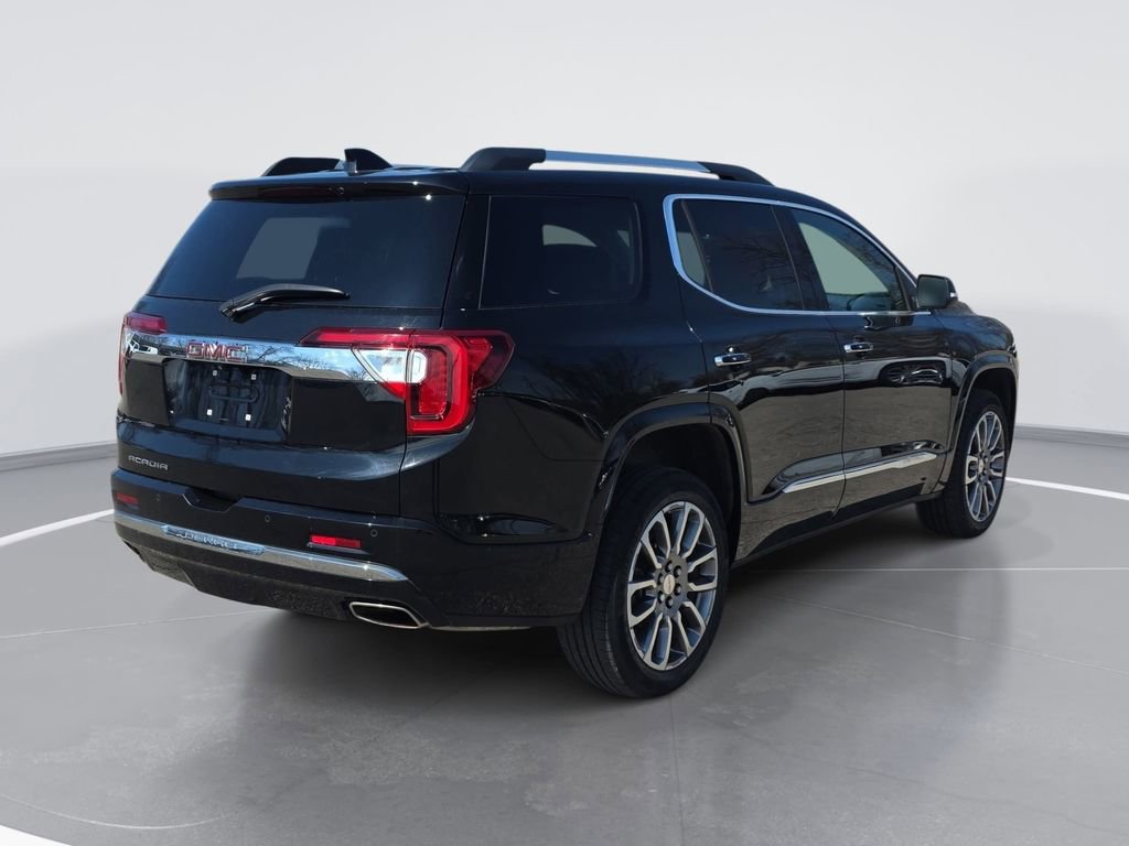 Used 2023 GMC Acadia Denali w/ Trailering Package FWD image 3