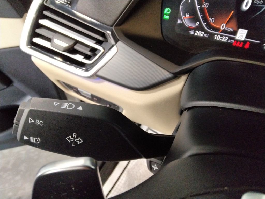 Used 2022 BMW X5 xDrive40i w/ Executive Package image 15