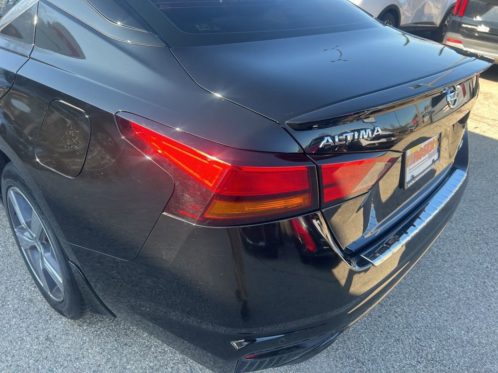 Used 2020 Nissan Altima 2.5 SV image 37