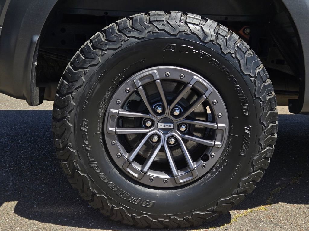Used 2019 Ford F150 Raptor w/ Equipment Group 802A Luxury AWD/4WD image 10