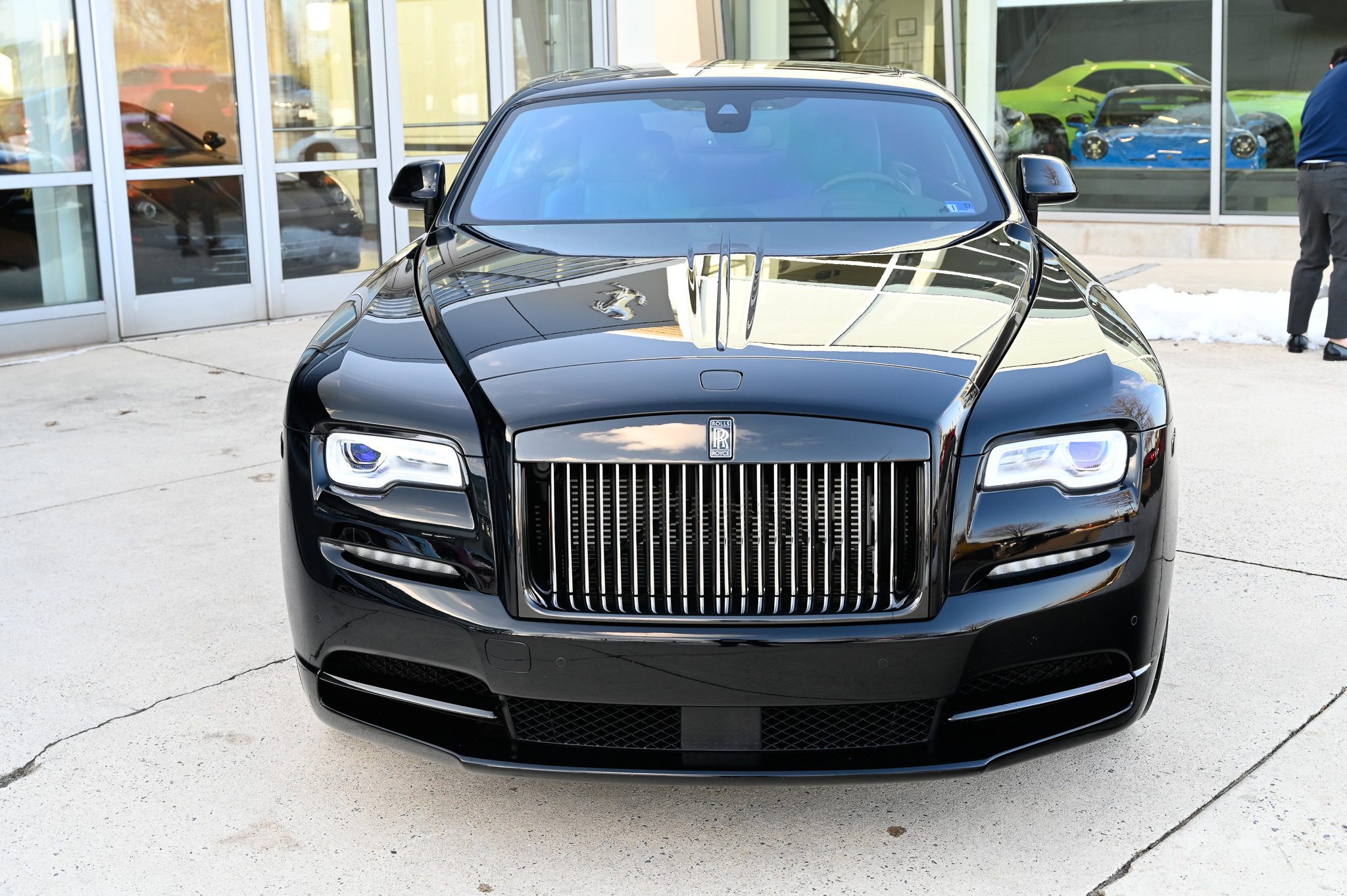 Used 2017 Rolls-Royce Wraith image 2