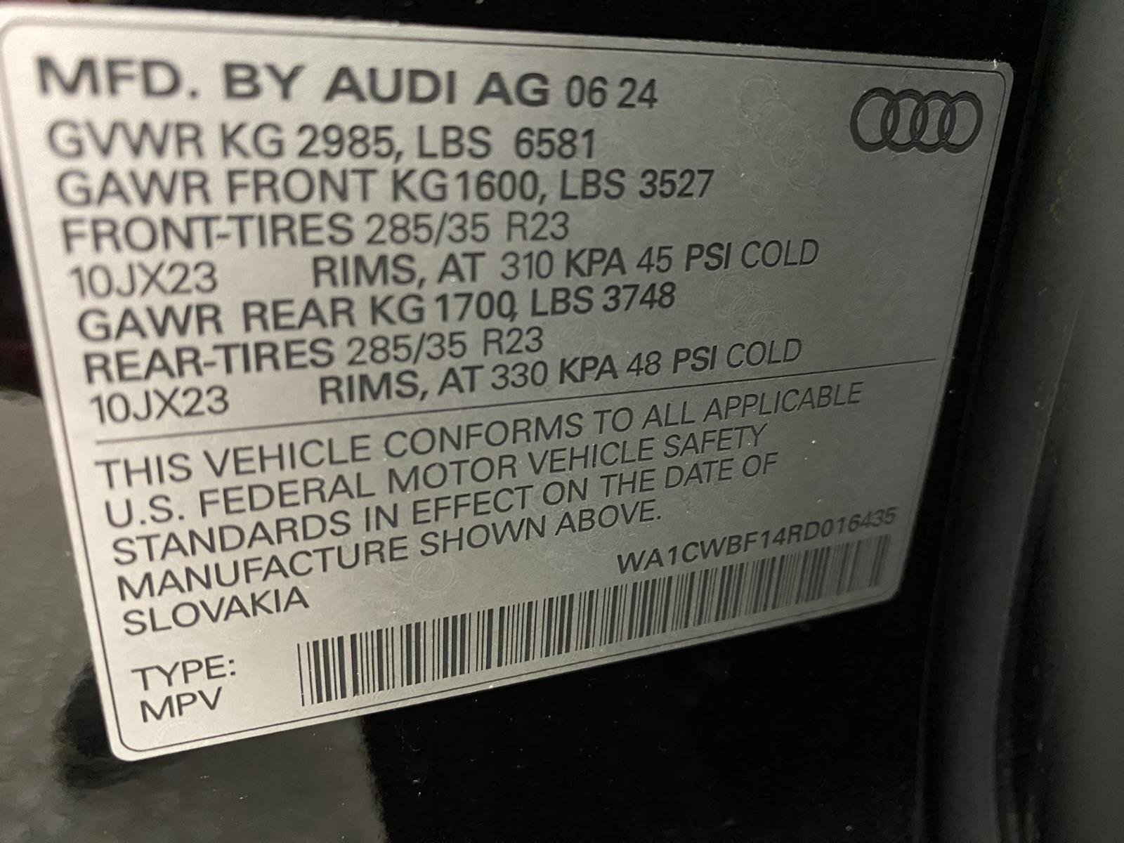 Used 2024 Audi SQ8 Prestige AWD/4WD image 34