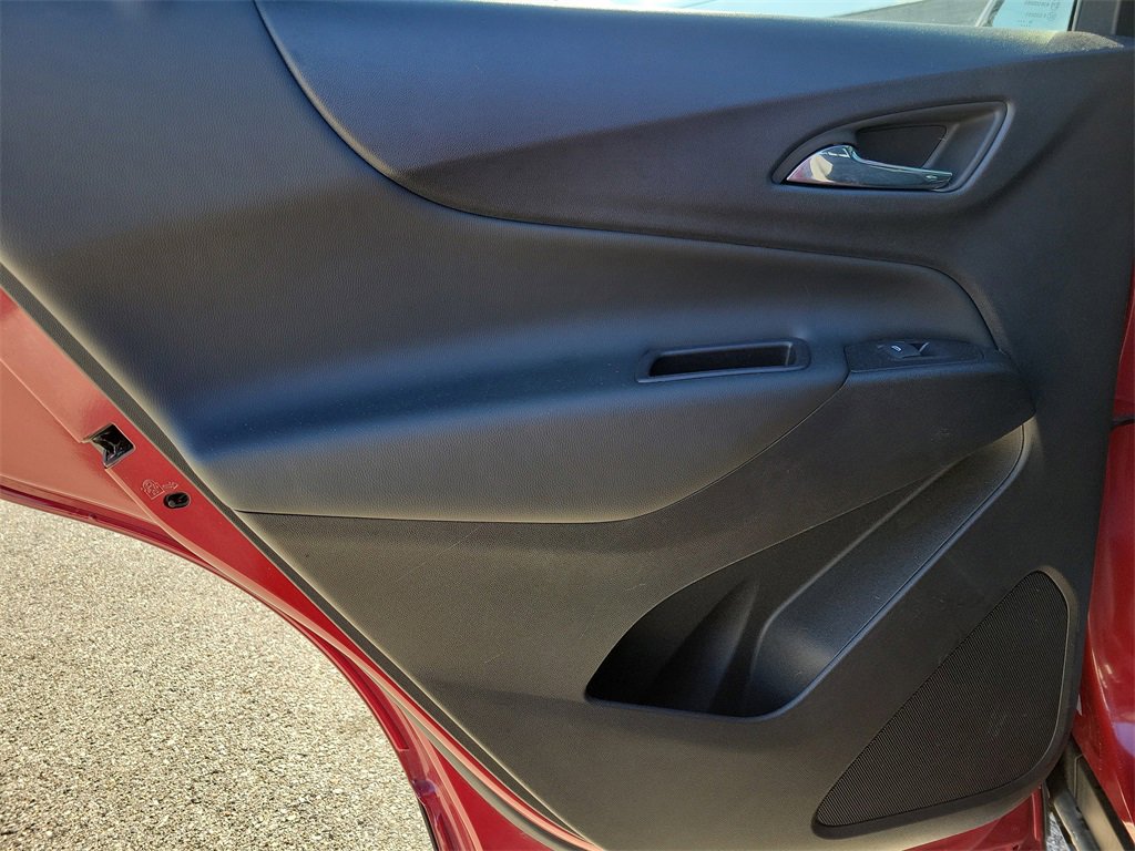 Used 2021 Chevrolet Equinox LT image 10