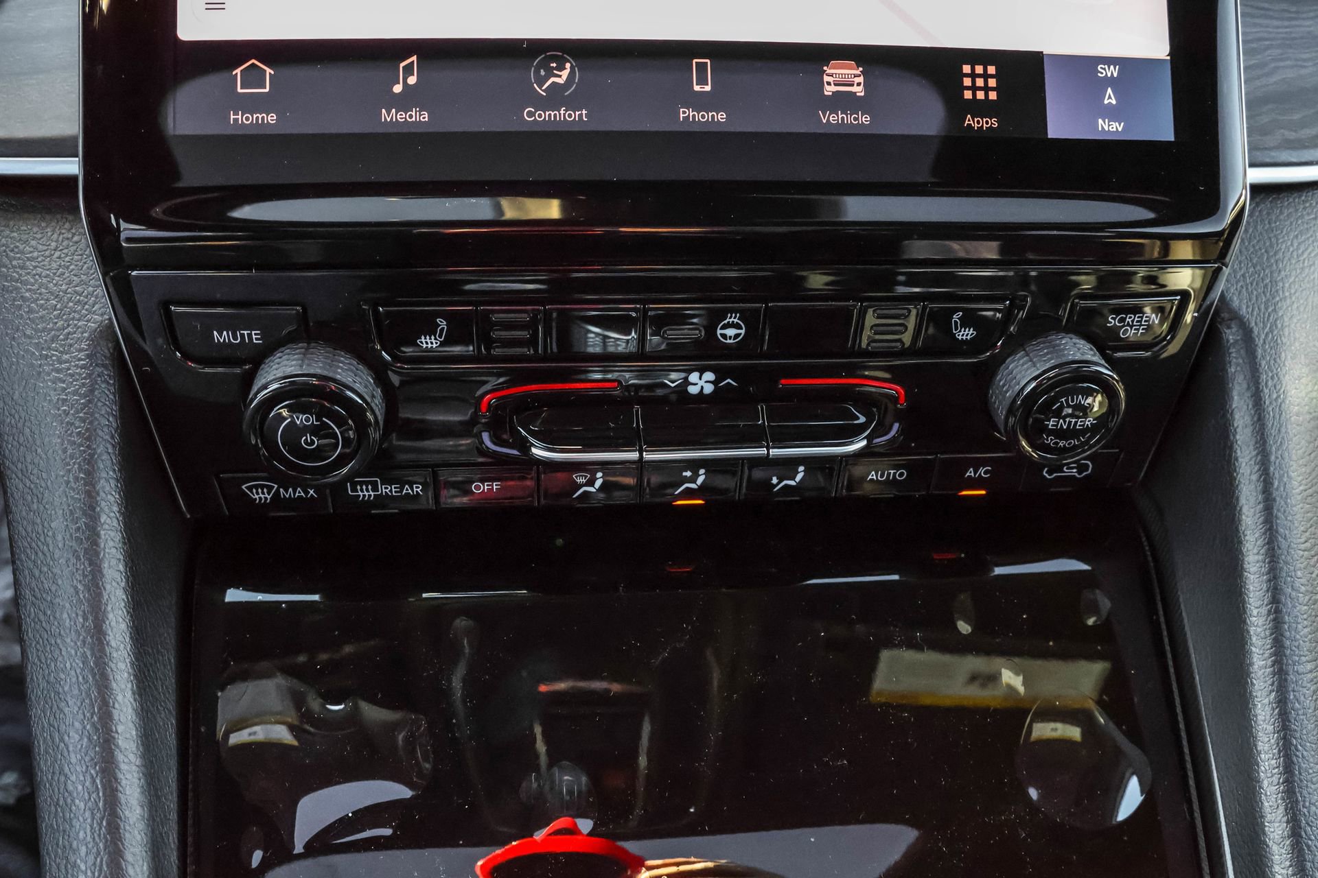 New 2025 Jeep Grand Cherokee Limited w/ Black Appearance Package image 18