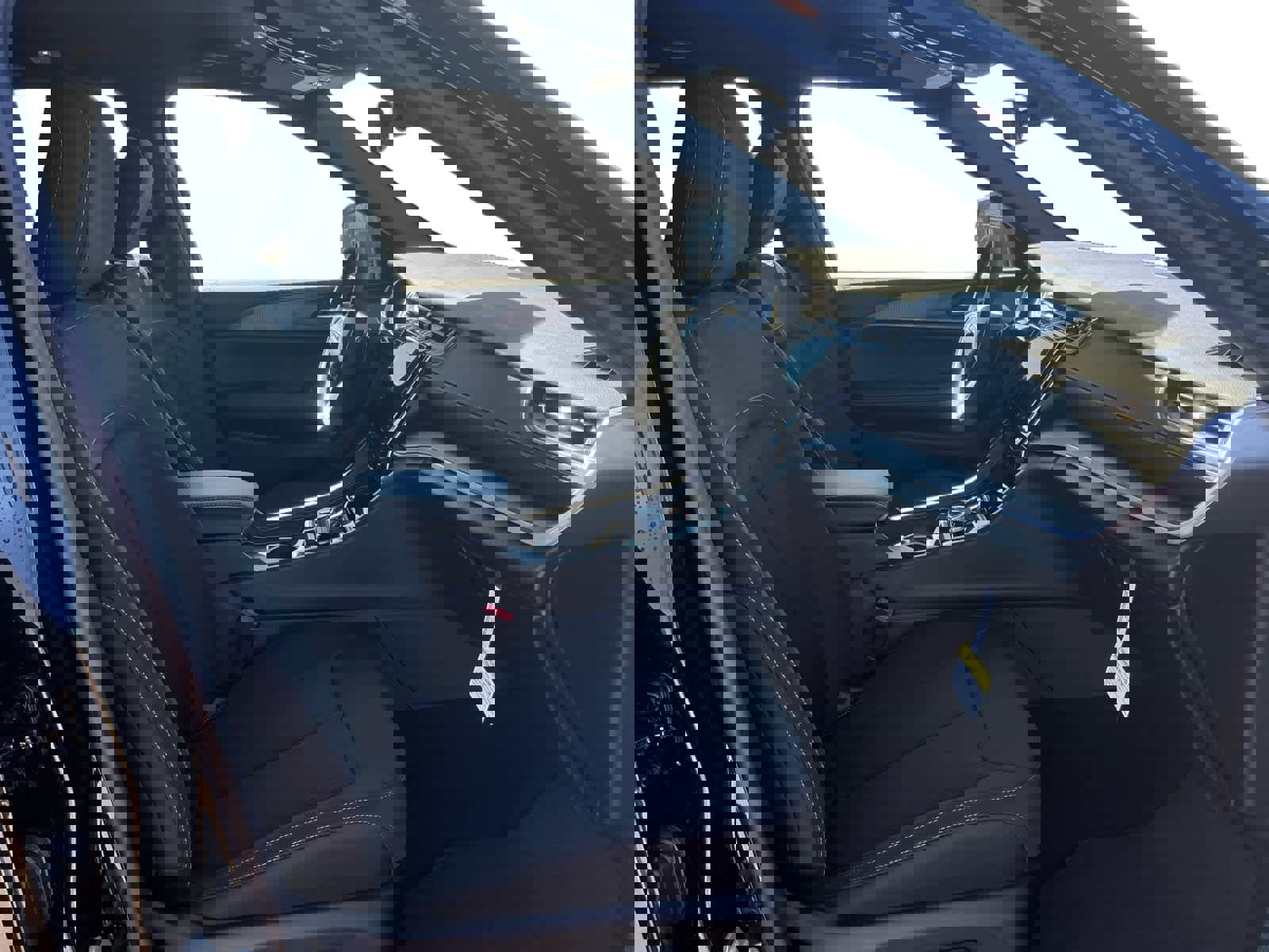 New 2025 Jeep Grand Cherokee Laredo w/ Luxury Tech Group I image 16