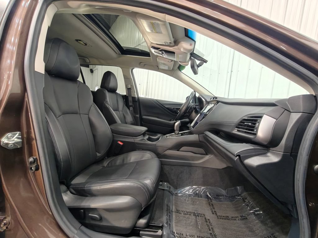 Used 2020 Subaru Outback Limited XT w/ Popular Package #2 AWD/4WD image 26