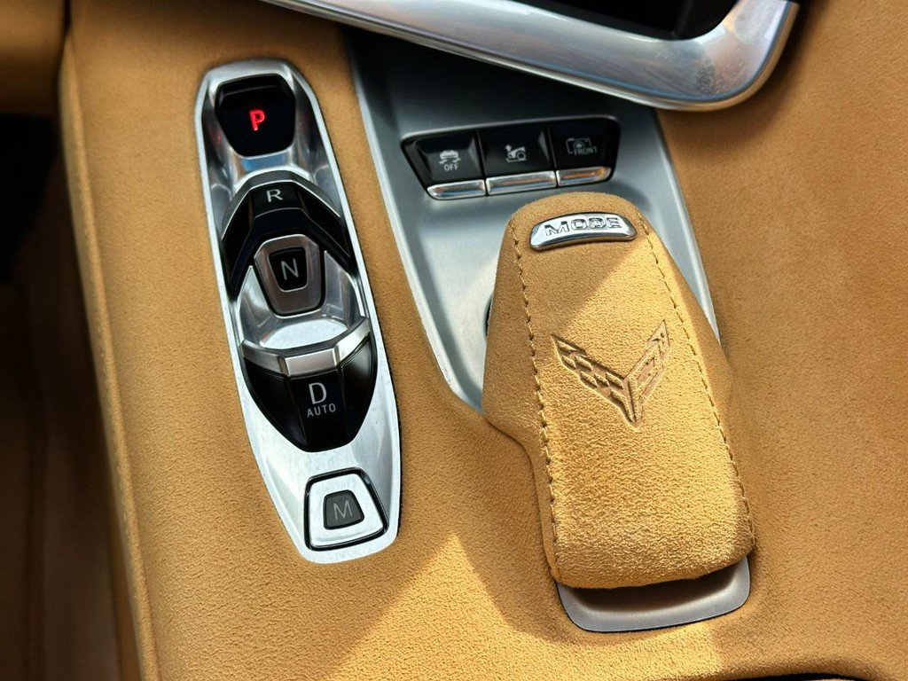 Used 2021 Chevrolet Corvette Stingray Premium Cpe w/ Z51 Performance Package image 24