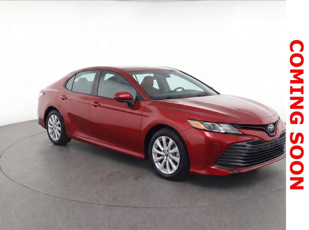 Used 2019 Toyota Camry LE w/ Carpet Mat Package FWD image 3