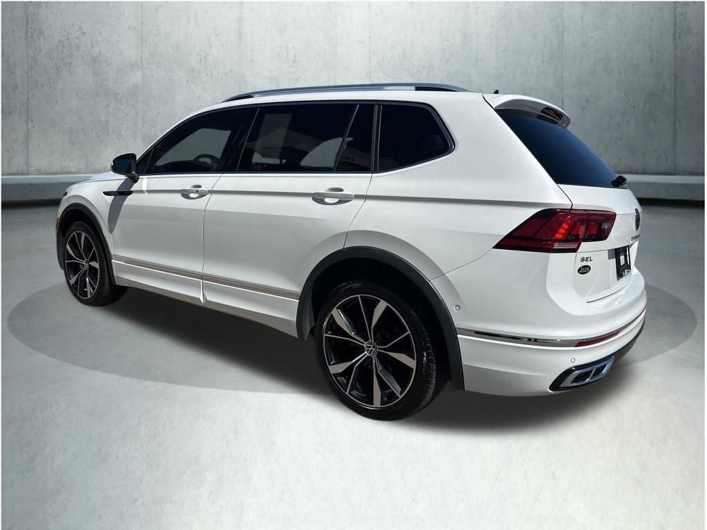 Used 2022 Volkswagen Tiguan SEL R-Line image 3
