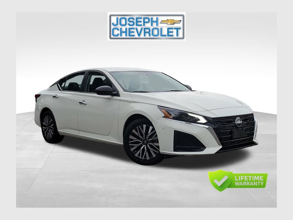 Used 2025 Nissan Altima 2.5 SV FWD 360° Tour