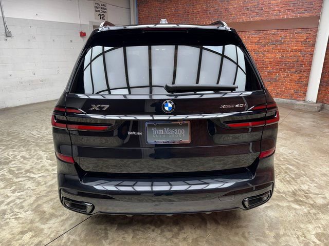 Used 2026 BMW X7 xDrive40i AWD/4WD image 6