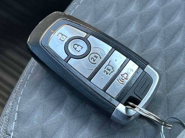 Used 2022 Ford Escape SE w/ Convenience Package image 30