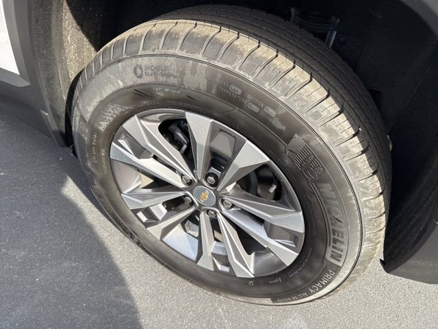 Used 2025 Chevrolet Equinox LT image 12