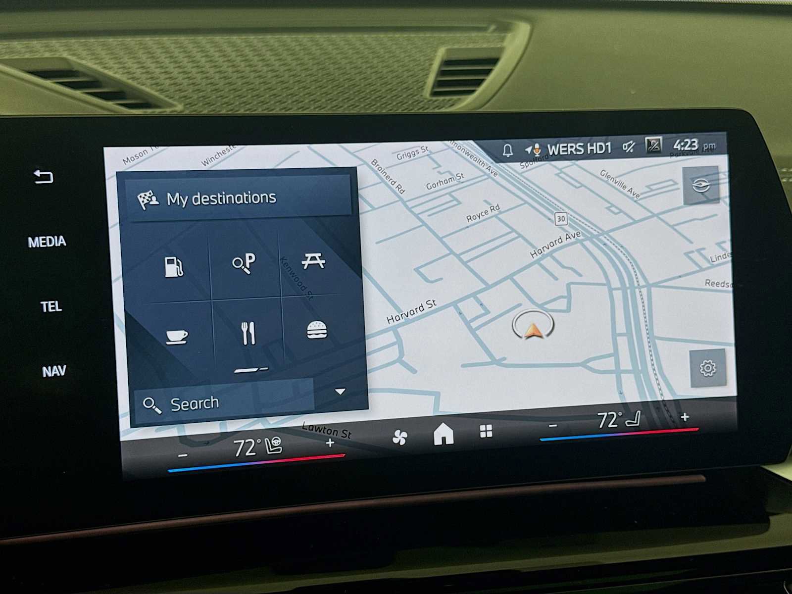 Used 2025 BMW X2 xDrive28i w/ Premium Package image 27