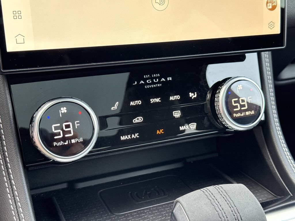 Certified 2024 Jaguar F-PACE R-Dynamic S AWD/4WD image 27