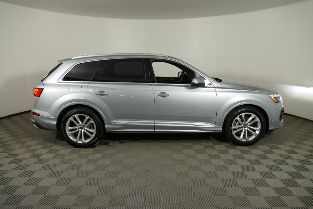 Certified 2026 Audi Q7 3.0T Premium Plus w/ Premium Plus Package AWD/4WD image 2