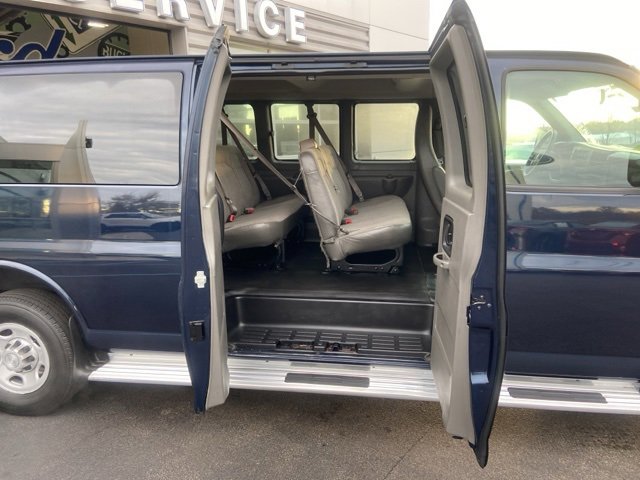 Used 2014 Chevrolet Express 3500 LS image 24