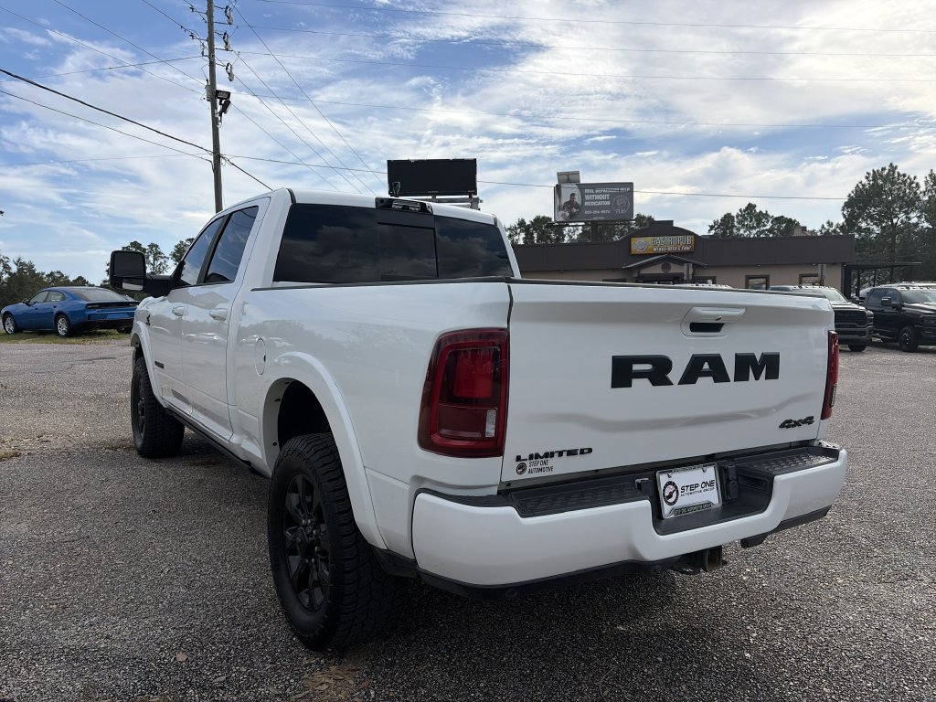 Used 2025 RAM 2500 Limited AWD/4WD image 4