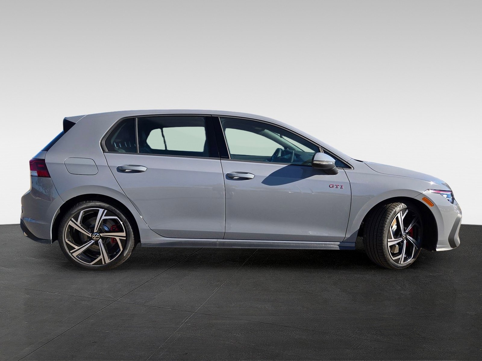 New 2025 Volkswagen GTI SE image 3