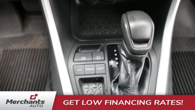 Used 2022 Toyota RAV4 XLE FWD image 22
