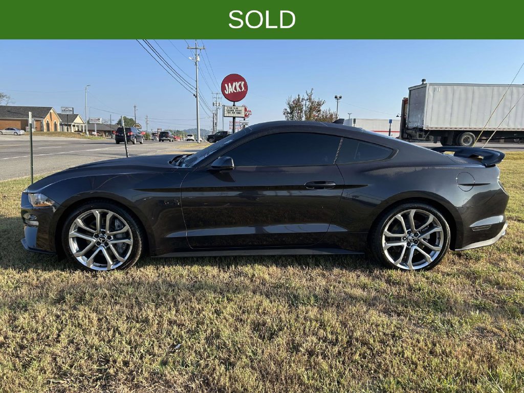 Used 2022 Ford Mustang GT Premium w/ Equipment Group 401A RWD image 7