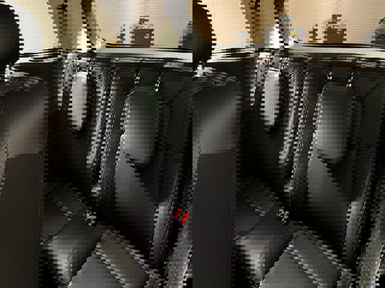 Used 2020 Lincoln Aviator Reserve w/ Equipment Group 202A image 27