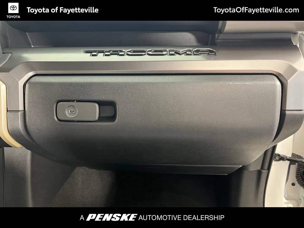 Certified 2026 Toyota Tacoma SR5 AWD/4WD image 14