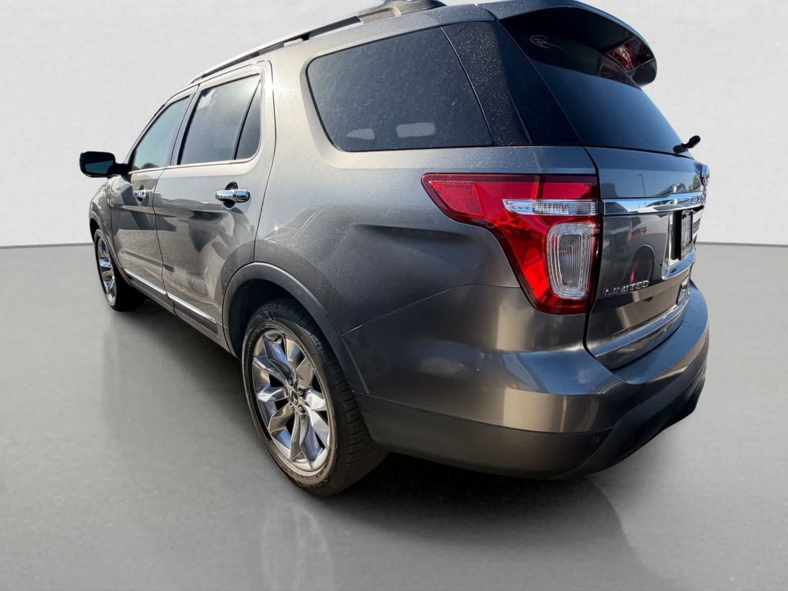 Used 2011 Ford Explorer Limited w/ 302A Rapid Spec Order Code FWD image 2