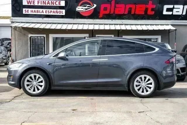 Used 2018 Tesla Model X 100D AWD/4WD image 22