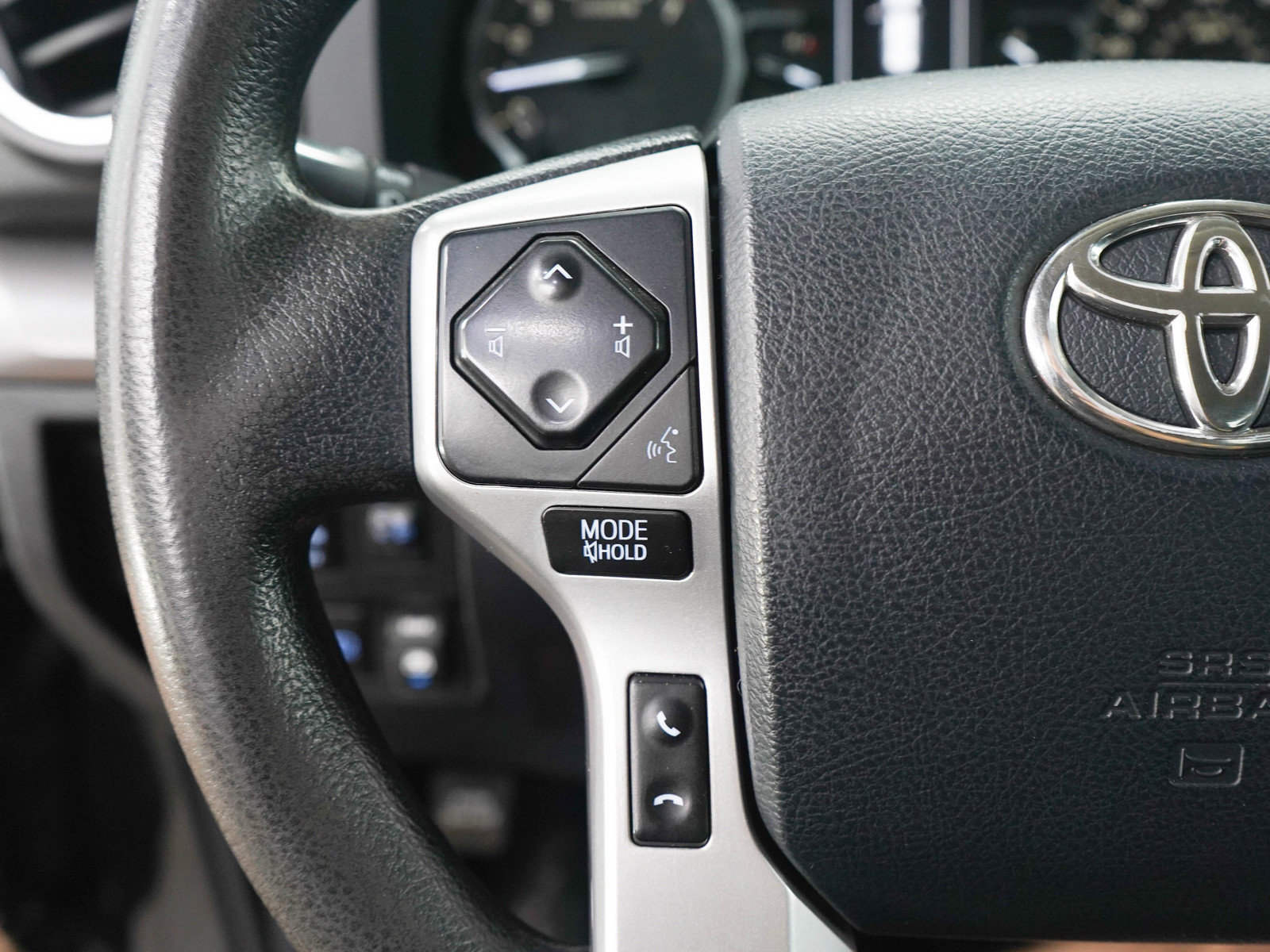 Used 2019 Toyota Tundra SR5 AWD/4WD image 26