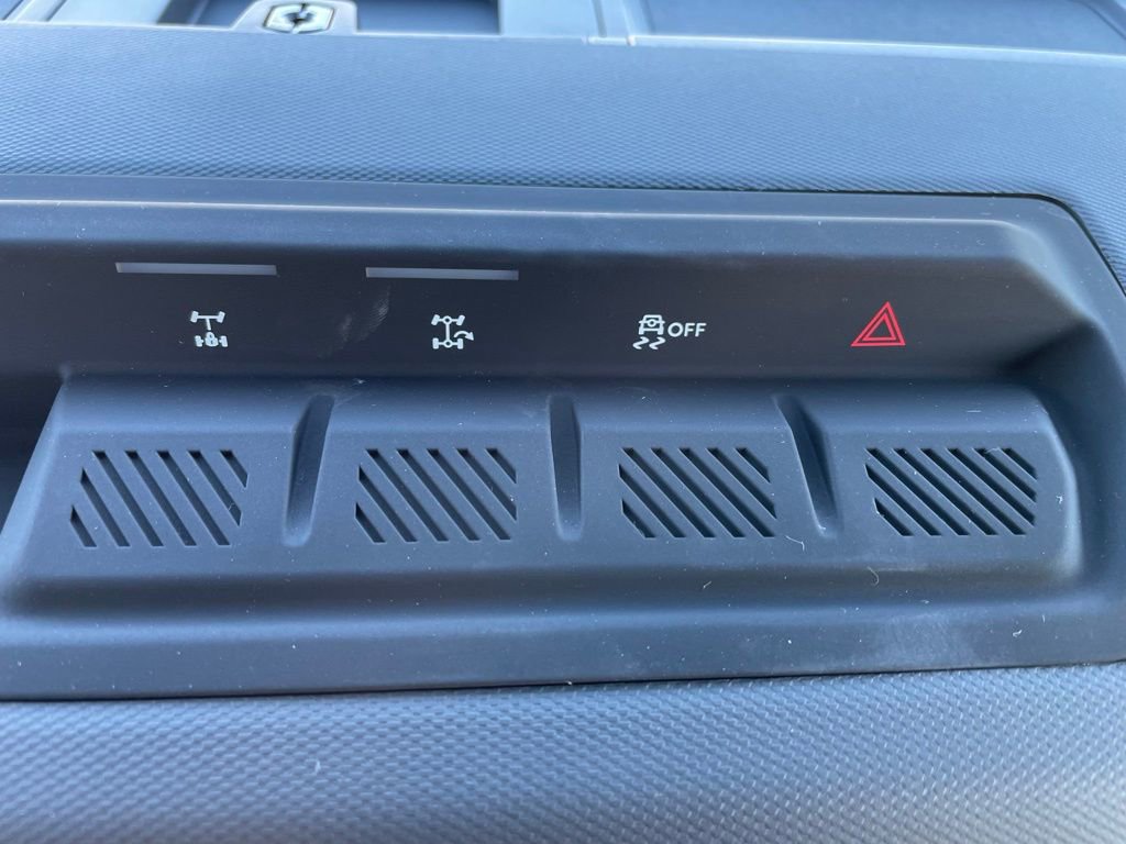 New 2026 Ford Bronco Big Bend w/ Black Diamond Package image 15