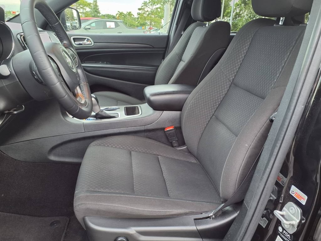Used 2022 Jeep Grand Cherokee Laredo E RWD image 24